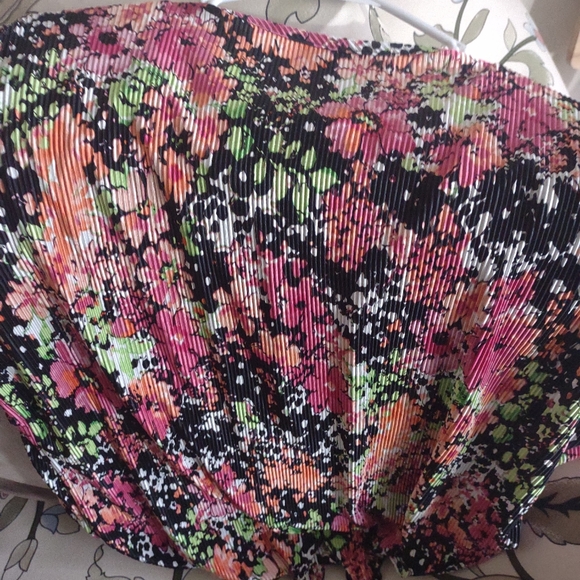 The spring colors are here - Picture 4 of 6